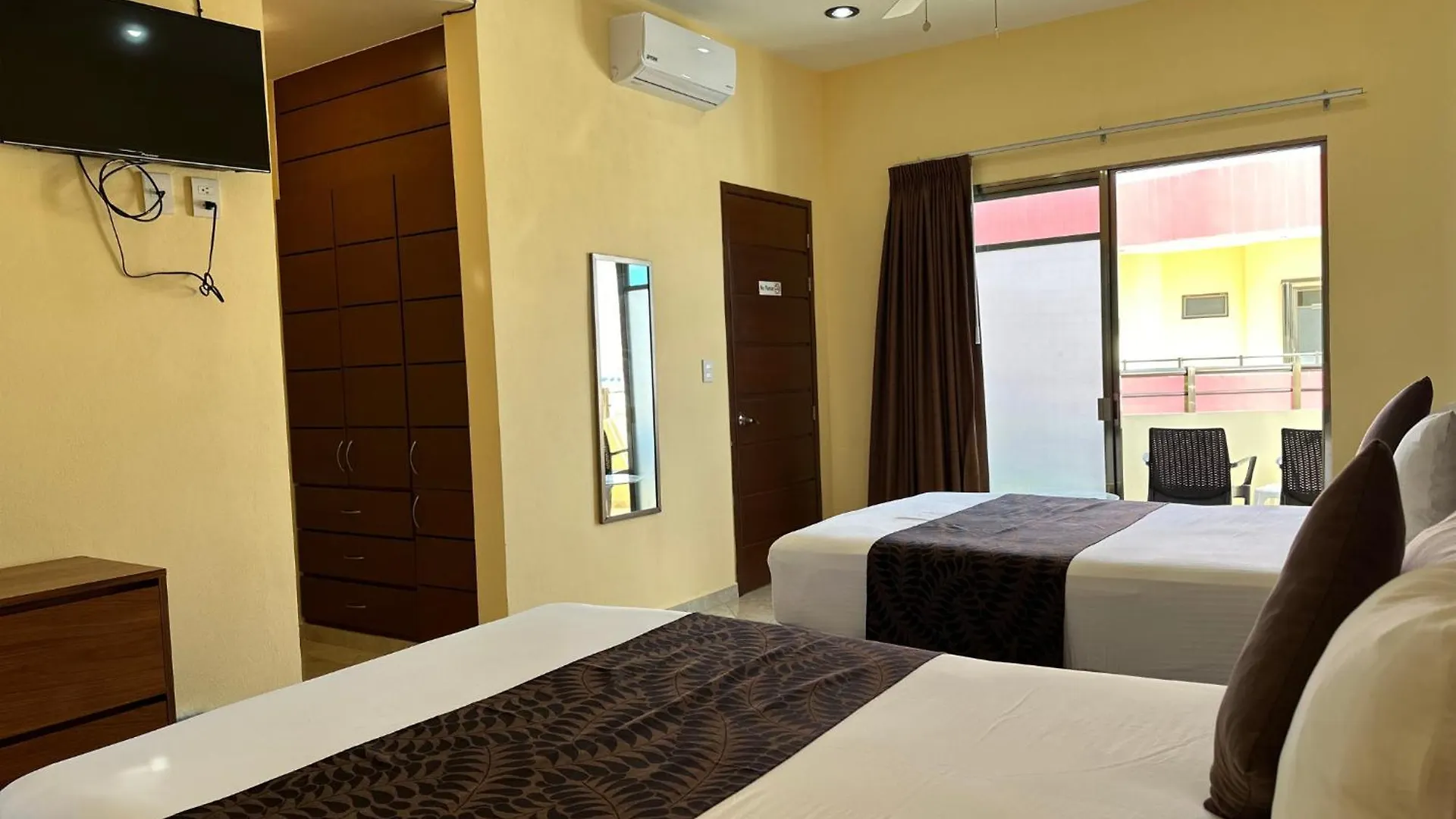 Hotel San Miguel Playa Del Carmen 3*,  México