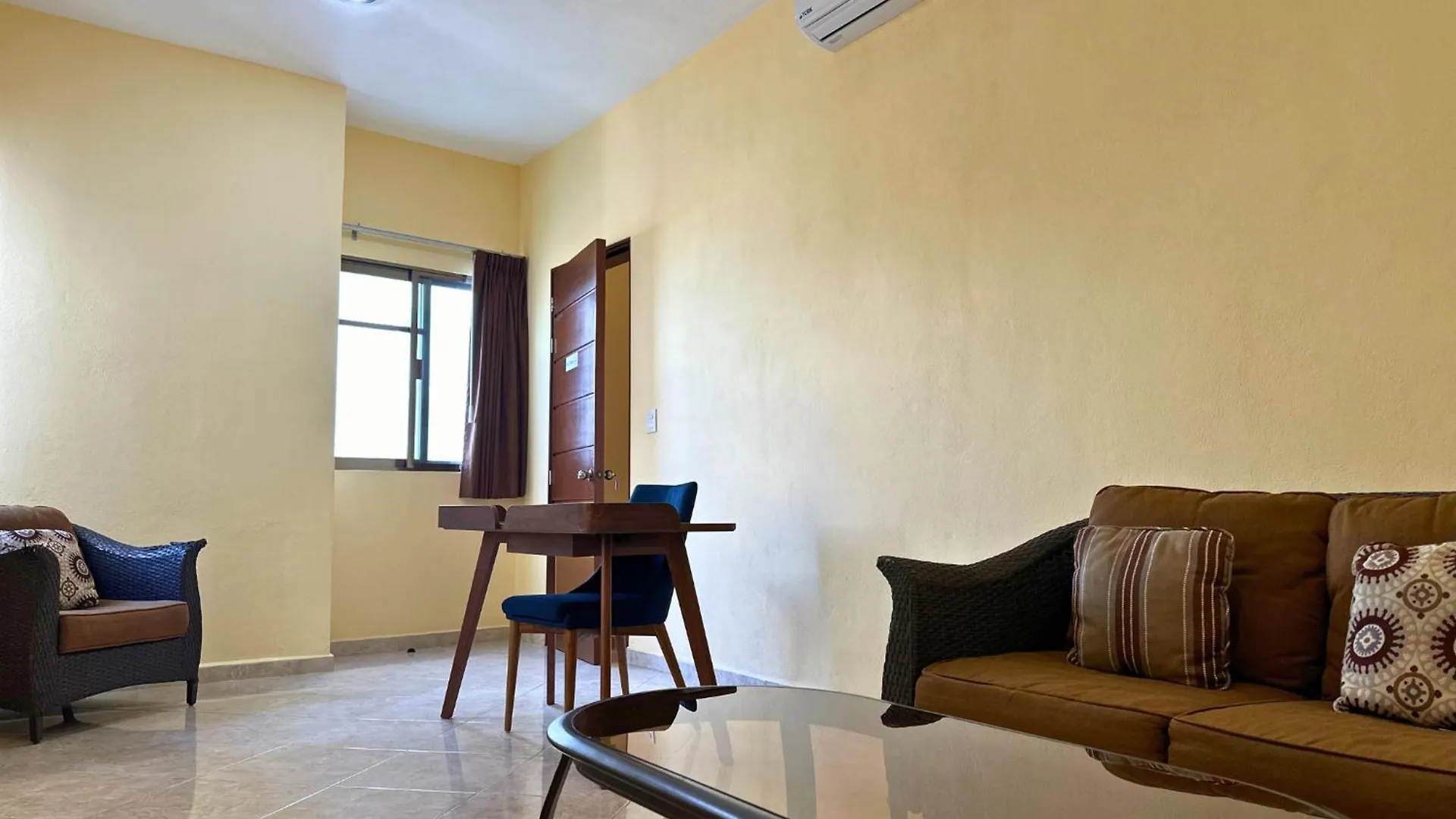 Hotel San Miguel פלאייה דל כרמן
